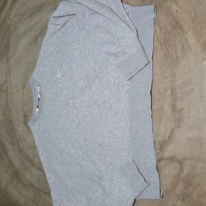 Nike Cropped Gray Sweatshirt